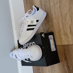 Women’s Adidas Grand Court 9.5